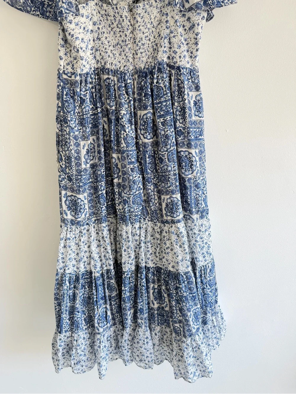 Abercrombie & Fitch White Blue Floral Twist-Front Tiered Maxi Dress 8815